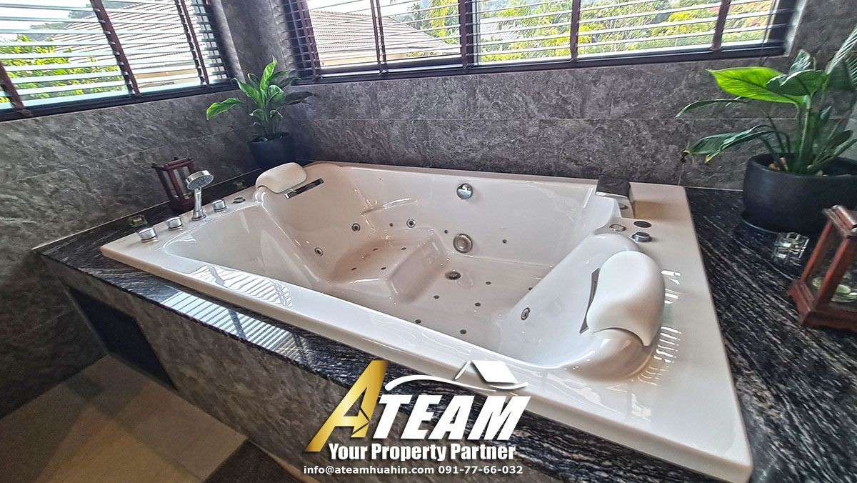 luxury khao tao pool villa resale hua hin40