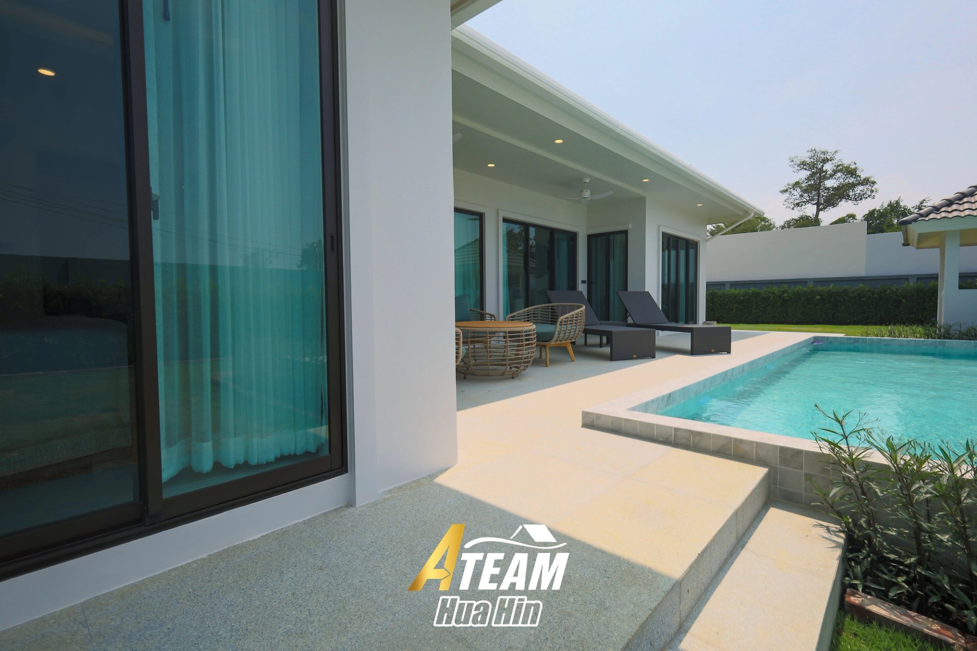 Villa moderne avec piscine de 3 chambres à La Vallee Raintree Residence, Thap Tai