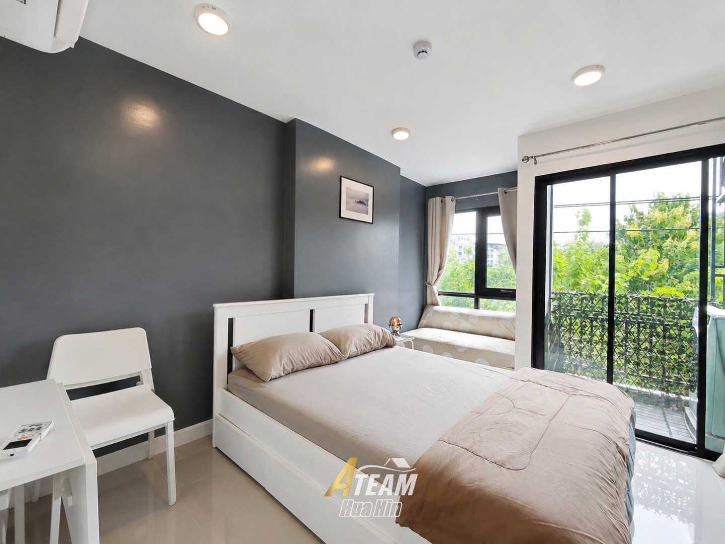 Appartement entièrement meublé avec vue sur la piscine à Mira Monte