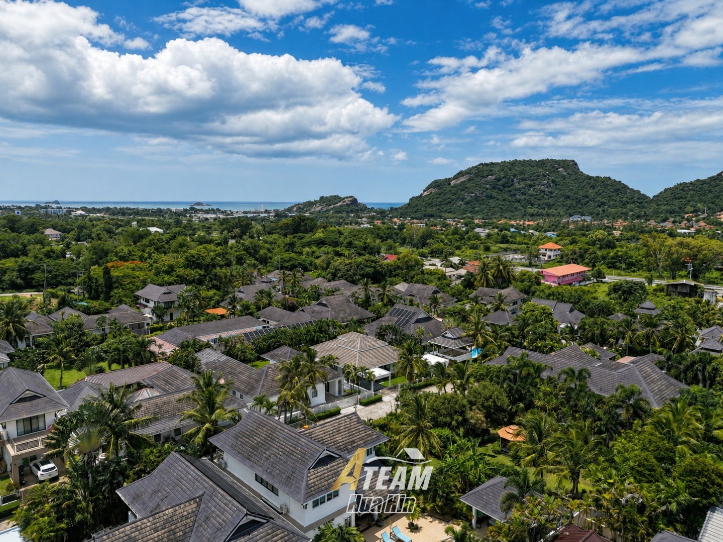 Villa de luxe avec piscine sur les hauteurs et vue panoramique sur la mer | The Heights 2, Hua Hin