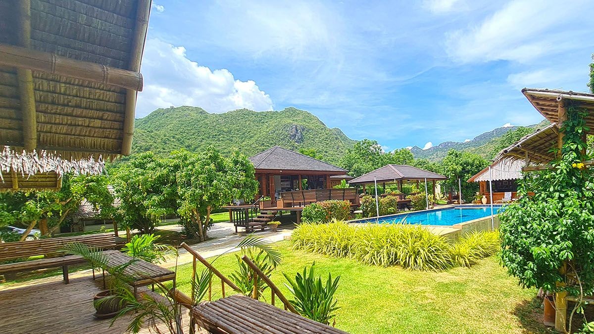 mango-resort-for-sale-sam-roi-yod-guesthous-view2