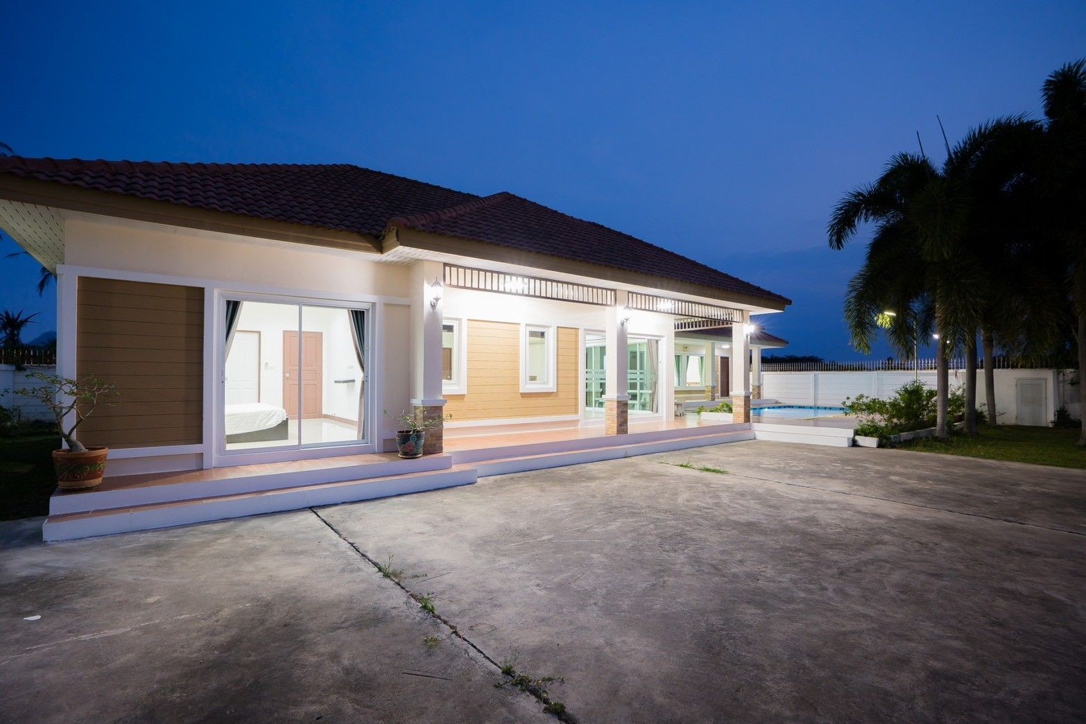 img_House for sale 4bedrooms pool villa hinlekfai huahin3