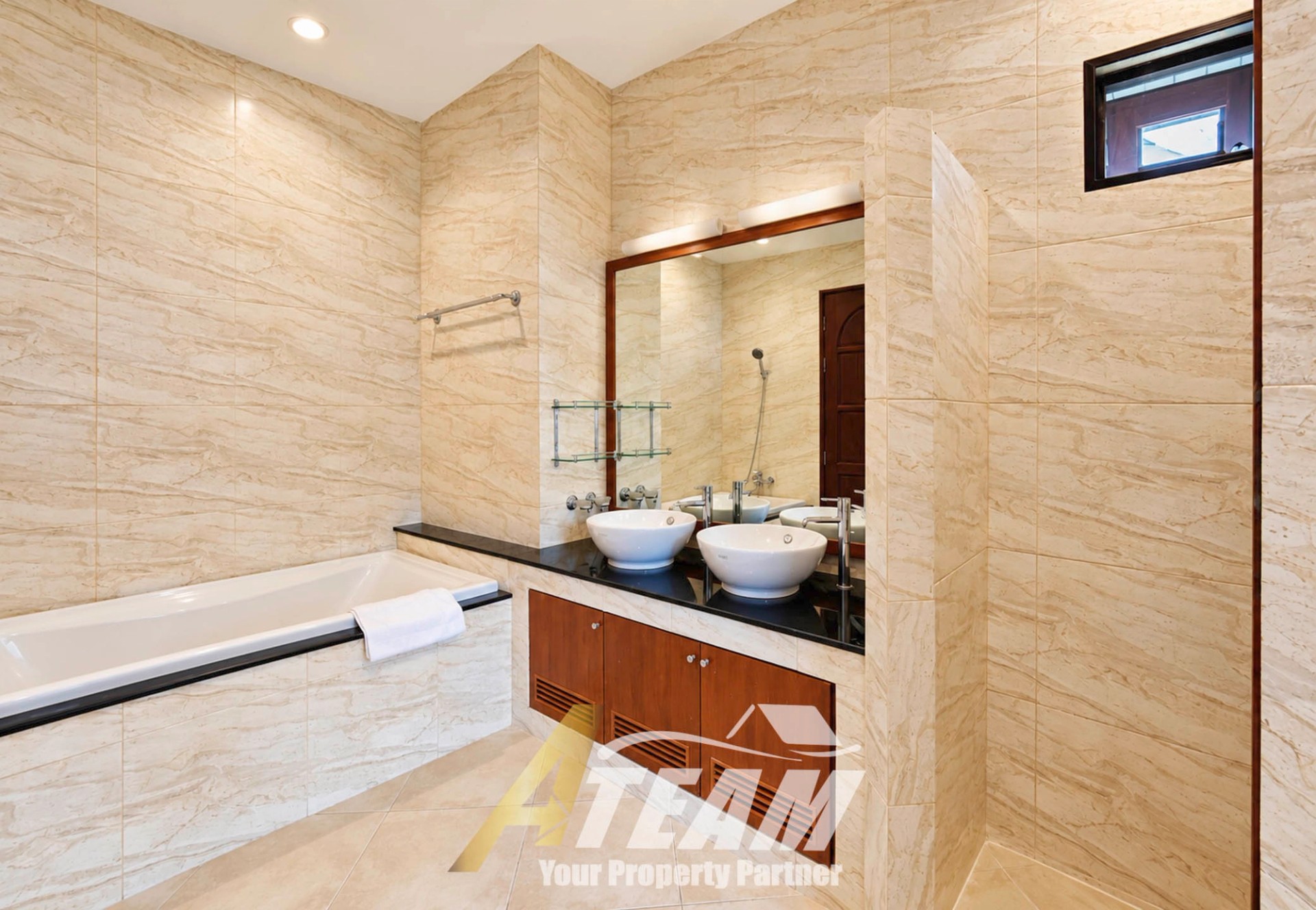 𝗦𝗽𝗮𝗰𝗶𝗼𝘂𝘀 𝟰-𝗕𝗲𝗱𝗿𝗼𝗼𝗺 𝗧𝘄𝗼-𝗦𝘁𝗼𝗿𝗲𝘆 𝗣𝗿𝗶𝘃𝗮𝘁𝗲 𝗣𝗼𝗼𝗹 𝗩𝗶𝗹𝗹𝗮 𝗳𝗼𝗿 𝗥𝗲𝗻𝘁 𝗶𝗻 𝗞𝗵𝗮𝗼 𝗧𝗮𝗼, 𝗛𝘂𝗮 𝗛𝗶𝗻 – 𝗦𝗽𝗮𝗰𝗶𝗼𝘂𝘀 𝗙𝗮𝗺𝗶𝗹𝘆 𝗟𝗶𝘃𝗶𝗻𝗴 | ฿𝟳𝟬,𝟬𝟬𝟬/𝗠𝗼𝗻𝘁𝗵
