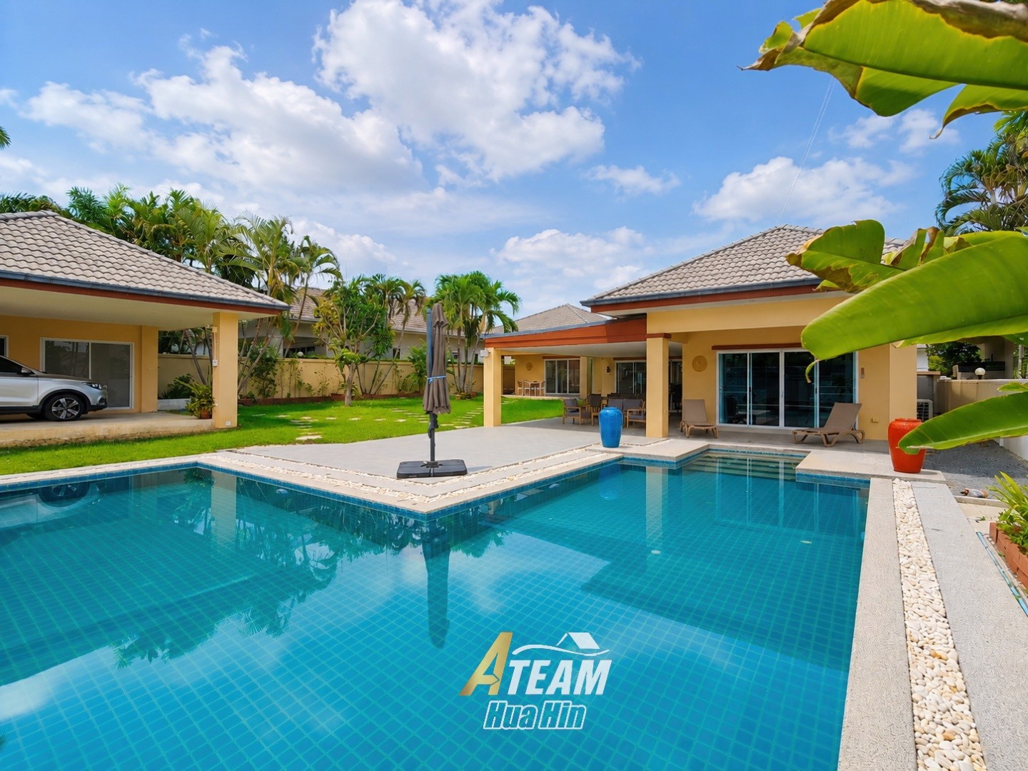 À LOUER | Quand le confort rencontre la vie tropicale | Villa avec piscine de 4 chambres | Gold Village, Hua Hin Soi 88