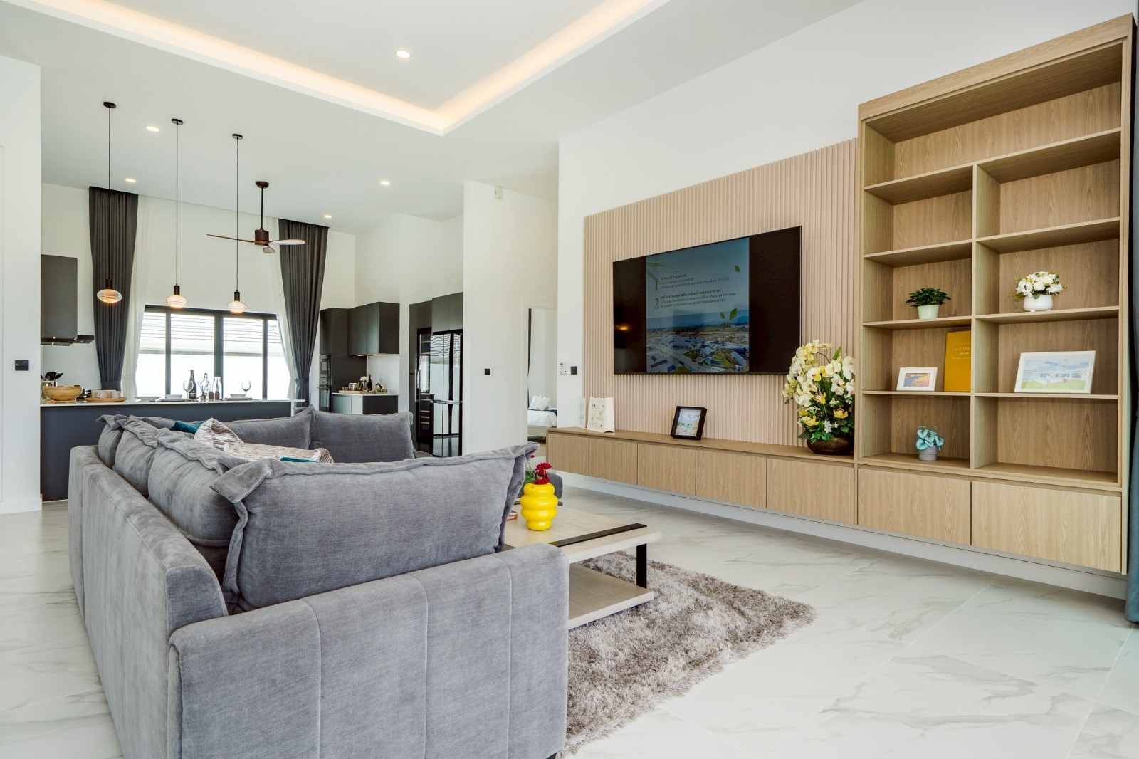 Villa de luxe avec 3 chambres, 3 salles de bains et piscine à vendre à Hua Hin Soi 112