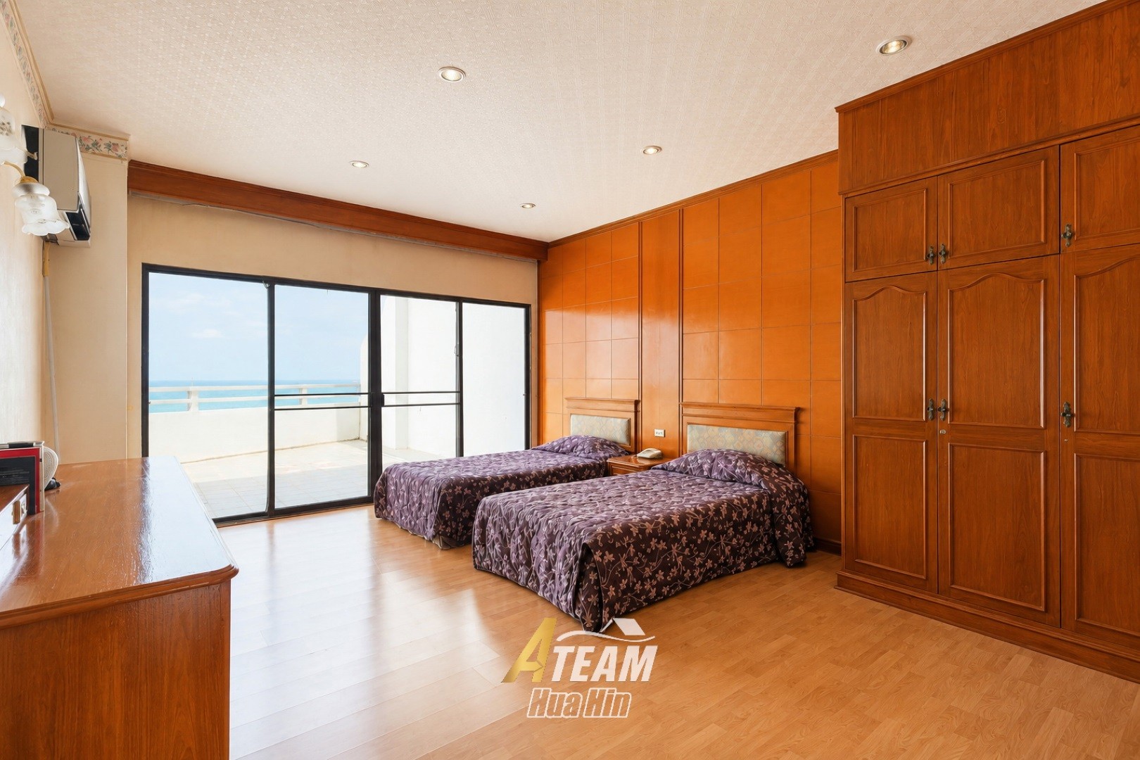 Penthouse de 4 chambres à vendre au Cha-Am Grand Condotel
